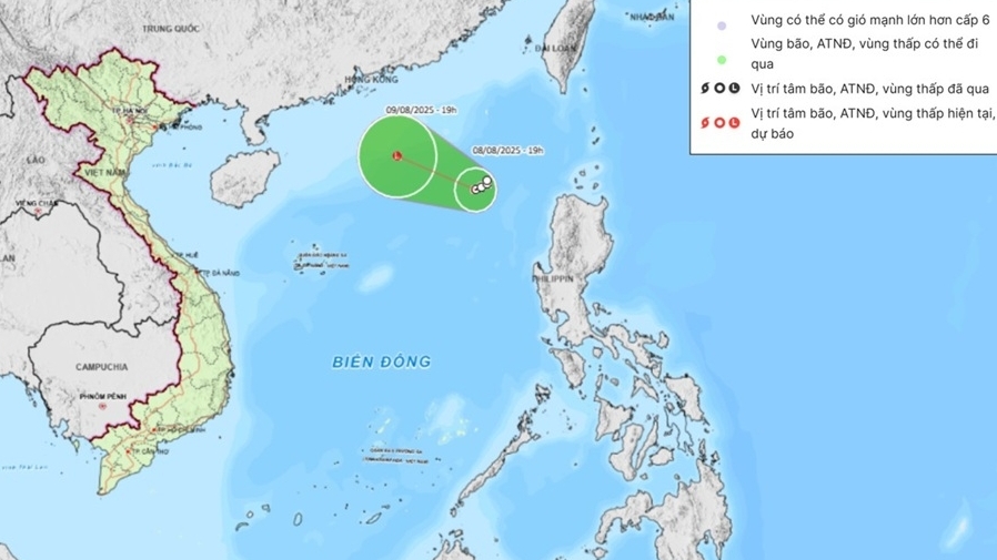 Áp thấp nhiệt đới trên vùng biển phía Đông khu vực Bắc Biển Đông, di chuyển chậm, sắp suy yếu thành vùng áp thấp