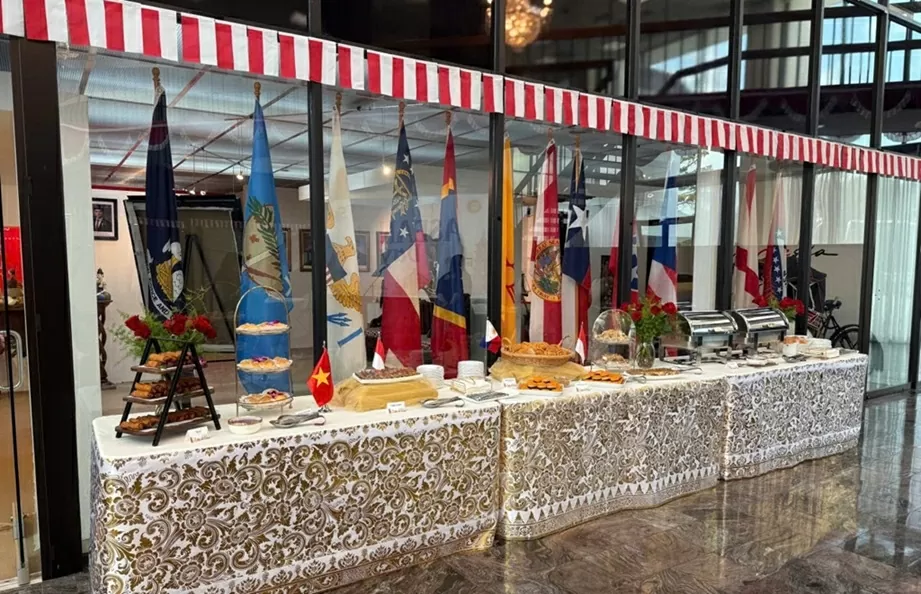 Không gian ẩm thực tại lễ kỷ niệm. Không gian ẩm thực tại lễ kỷ niệm.