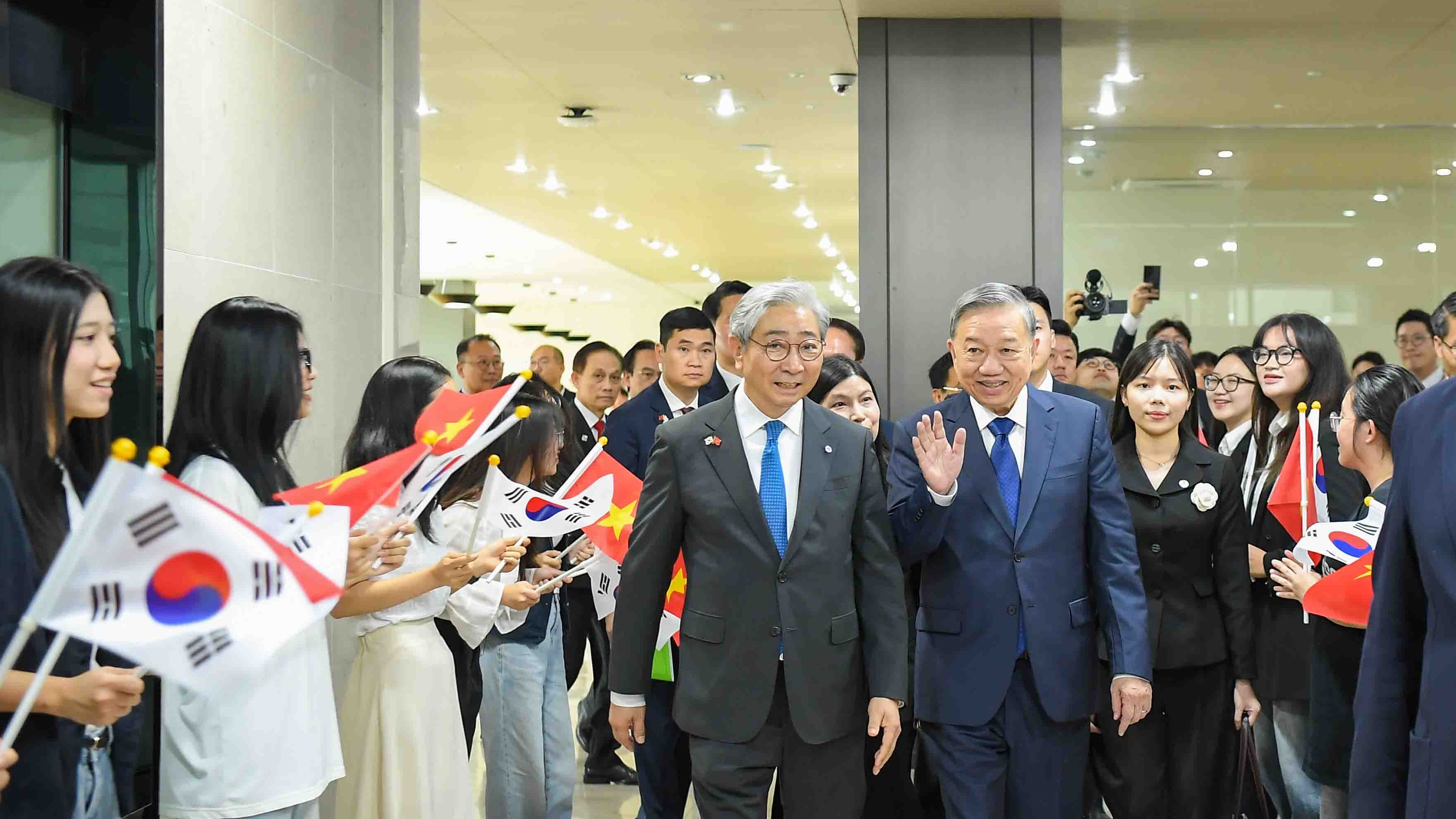 Tổng Bí thư Tô Lâm: Thế hệ trẻ là nhân tố quan trọng thúc đẩy quan hệ Việt Nam-Hàn Quốc ngày càng phát triển rực rỡ