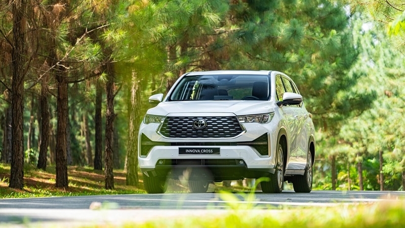 Top 5 mẫu xe hybrid bán chạy nhất tháng 7/2025: Toyota Innova Cross HEV tiếp tục dẫn đầu