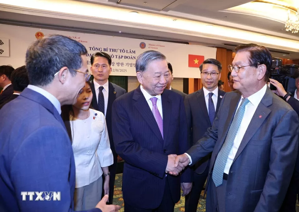 Việt Nam trân trọng đóng góp của doanh nghiệp Hàn Quốc cho đất nước sở tại Doanh nghiệp sẽ là người dẫn đường đưa quan hệ Việt-Hàn lên tầm cao mới