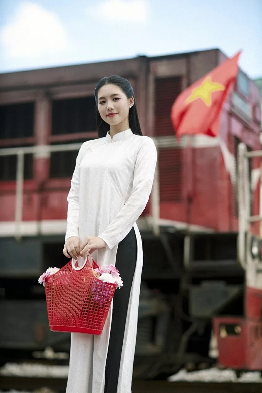 Top 3 Hoa hậu Việt Nam 2024 tham gia dự án áo dài, thể hiện tình cảm quân dân bền chặt Top 3 Hoa hậu Việt Nam 2024 tham gia dự án áo dài, thể hiện tình cảm quân dân bền chặt