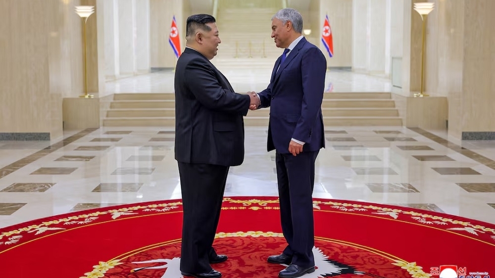 Lãnh đạo Nga-Triều Tiên trao đổi thư: Khẳng định tình đồng chí 'nở rộ', được hun đúc 'bằng máu' suốt 80 năm