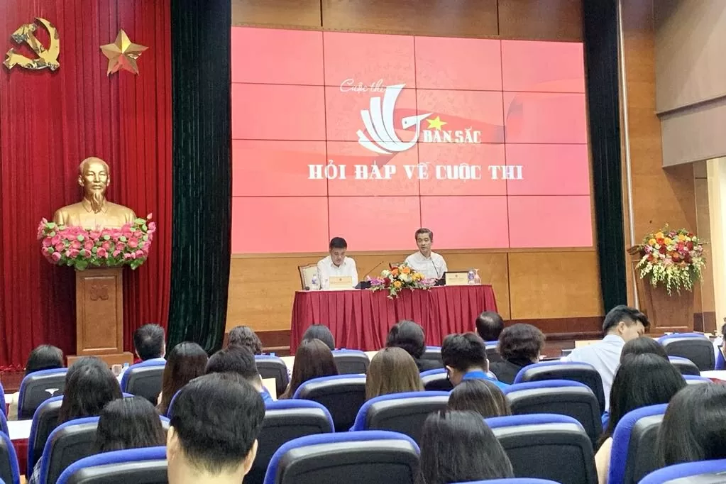 Cuộc thi 'Bản Sắc': Cùng nhau viết tiếp câu chuyện vẻ vang của dân tộc bằng ngôn ngữ thời đại số Cuộc thi 'Bản sắc': Cùng viết tiếp câu chuyện vẻ vang của dân tộc bằng ngôn ngữ thời đại số