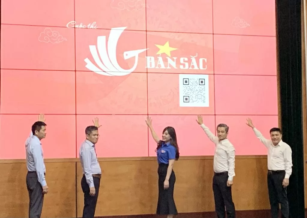 Cuộc thi 'Bản Sắc': Cùng nhau viết tiếp câu chuyện vẻ vang của dân tộc bằng ngôn ngữ thời đại số Cuộc thi 'Bản sắc': Cùng viết tiếp câu chuyện vẻ vang của dân tộc bằng ngôn ngữ thời đại số