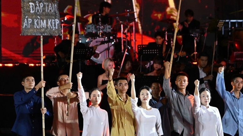 'Hà Nội - Từ mùa Thu lịch sử năm 1945': Lan tỏa hào khí Thăng Long, khát vọng vươn mình của dân tộc