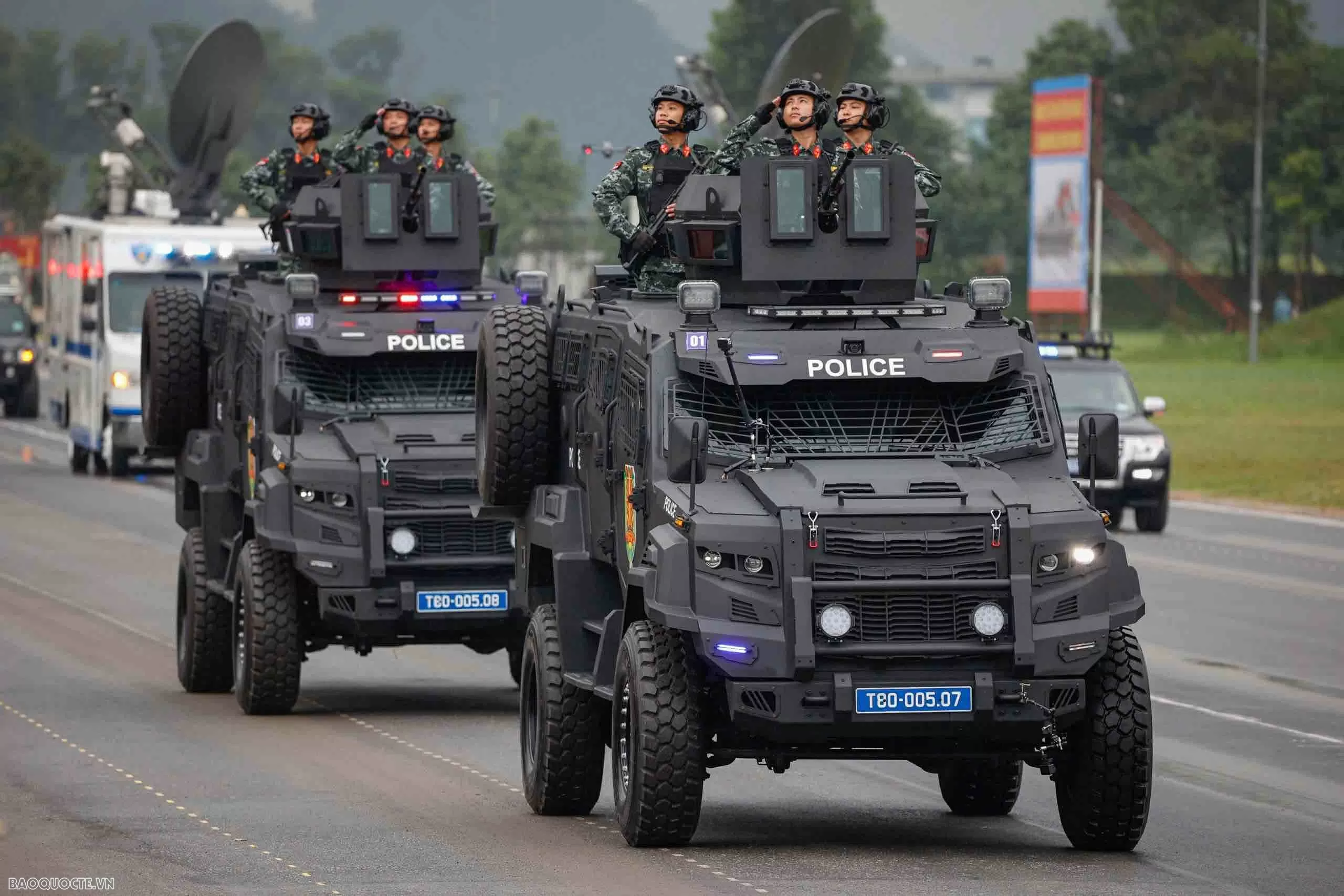 Hơn 16.000 nghìn chiến sĩ luyện tập diễu binh dưới mưa