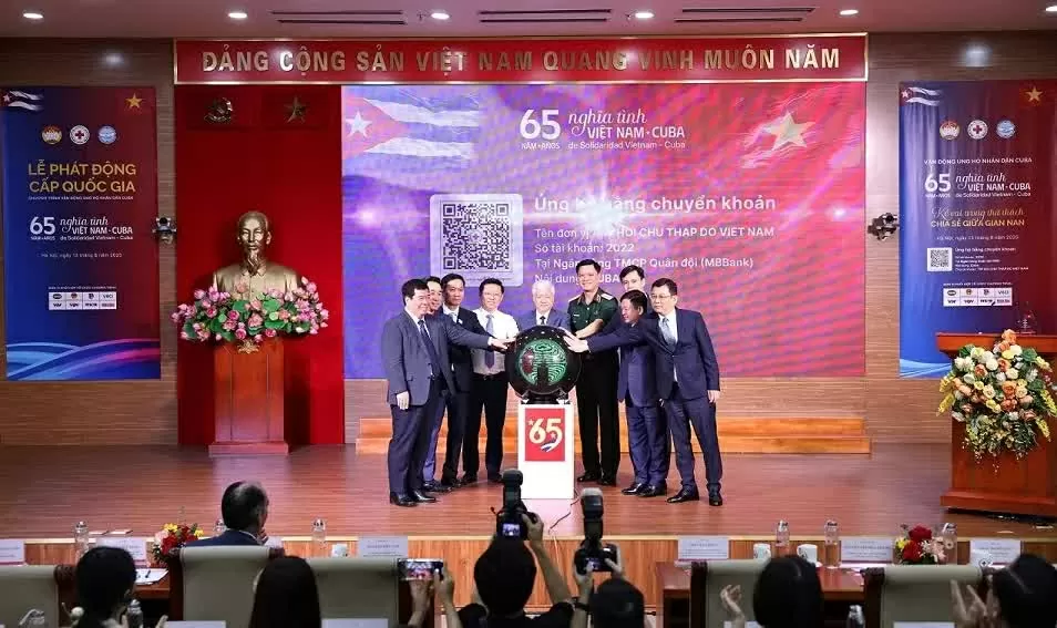 Chủ tịch Cuba cảm ơn sự ủng hộ nghĩa tình của Việt Nam Chủ tịch Cuba cảm ơn sự ủng hộ nghĩa tình của Việt Nam