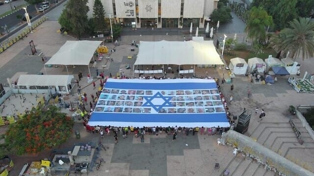 Biểu tình và tuần hành rầm rộ khắp Israel phản đối chiến tranh, yêu cầu trả tự do cho tất cả con tin