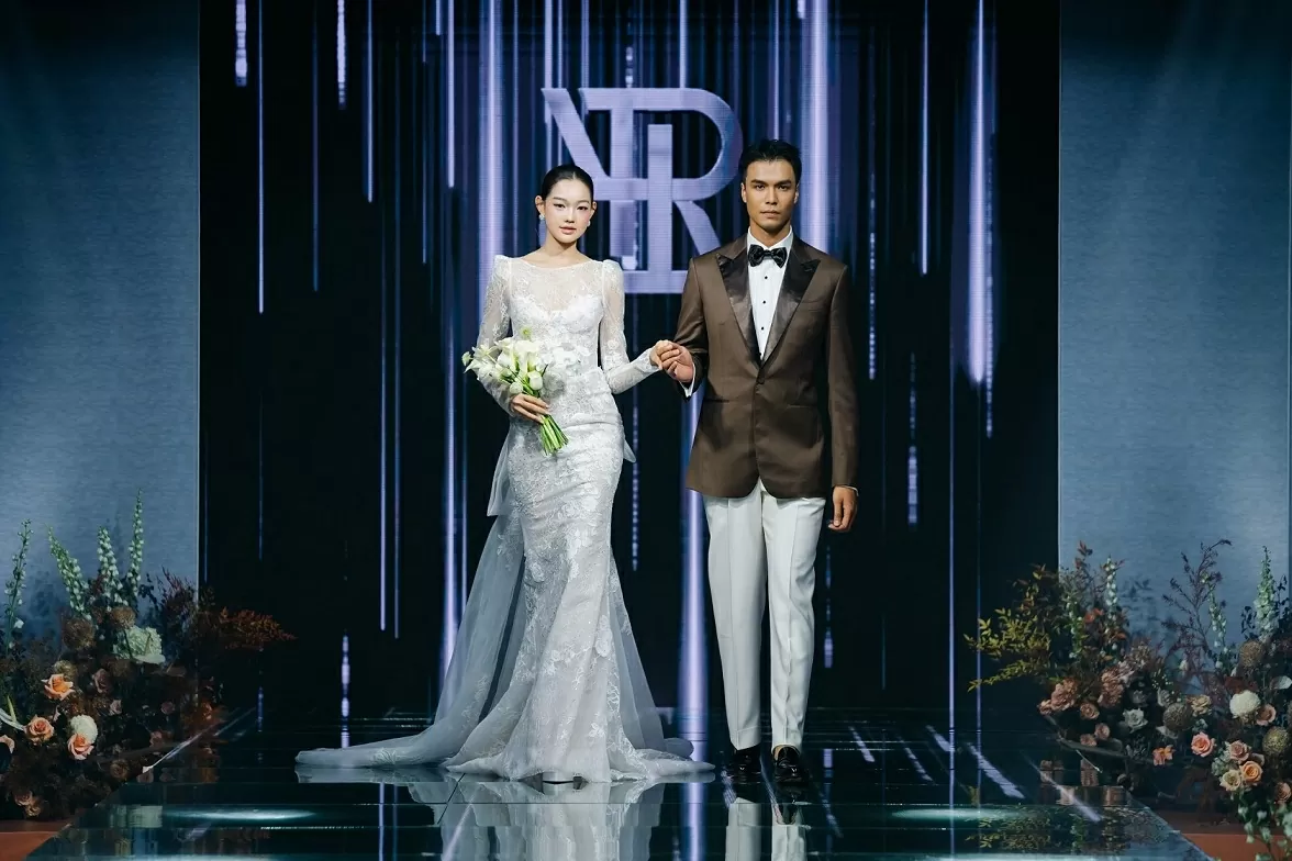 Hoa hậu Kỳ Duyên trình diễn thời trang cưới phong cách thanh lịch, lãng mạn Hoa hậu Kỳ Duyên trình diễn thời trang cưới phong cách thanh lịch, lãng mạn