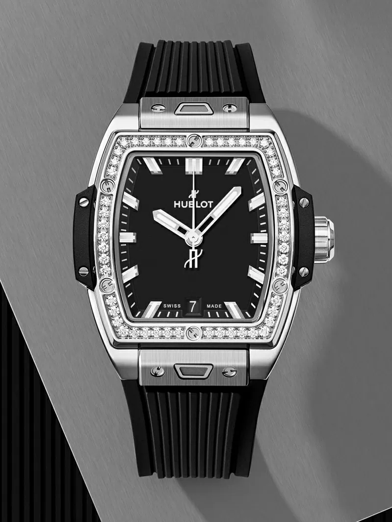 Diễn viên Trường Giang và bộ sưu tập đồng hồ đeo tay theo năm tháng Diễn viên Trường Giang và bộ sưu tập đồng hồ đeo tay theo năm tháng