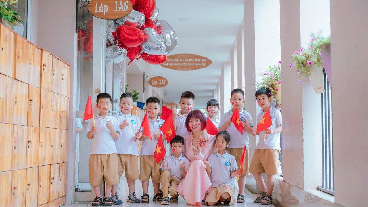 Năm 2025, Hà Nội tuyển hơn 900 giáo viên, nhân viên