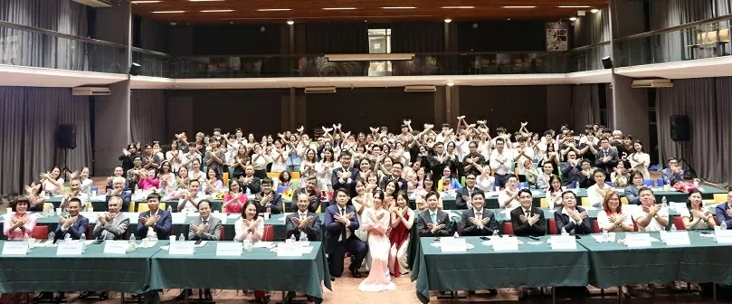 Hành trình kết nối tuổi trẻ và khát vọng Việt giữa lòng châu Âu Hành trình kết nối tuổi trẻ và khát vọng Việt giữa lòng châu Âu