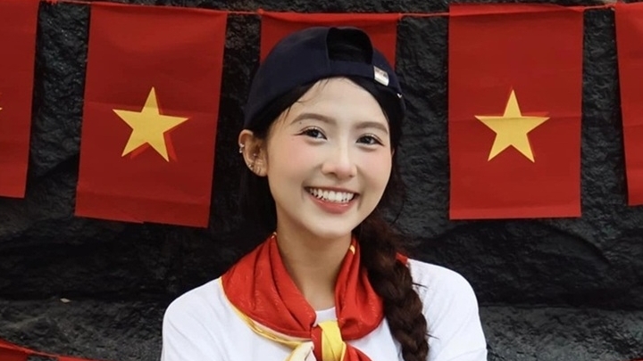 Giới trẻ và xu hướng trang phục chụp hình kỷ niệm dịp Đại lễ Quốc khánh 2/9