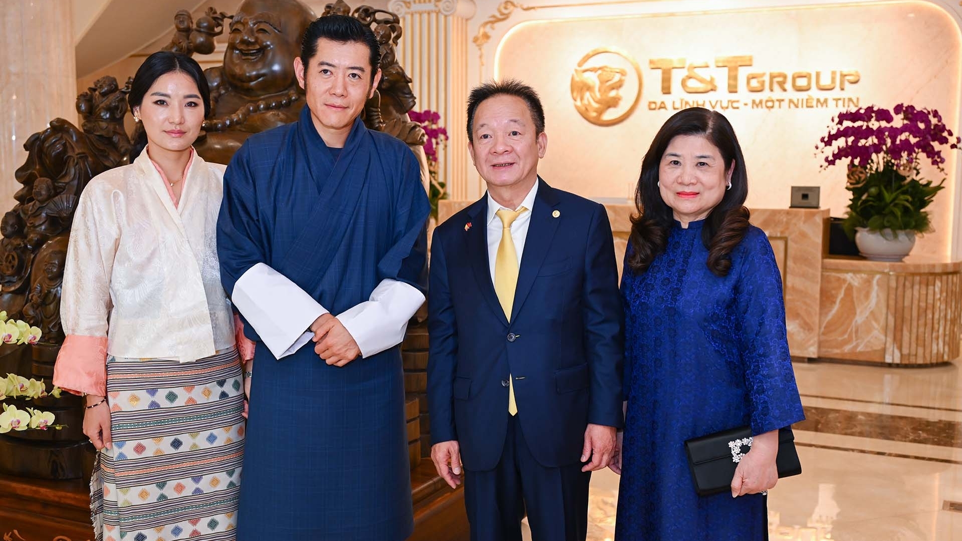 Quốc vương Bhutan và Hoàng hậu tới thăm T&T Group