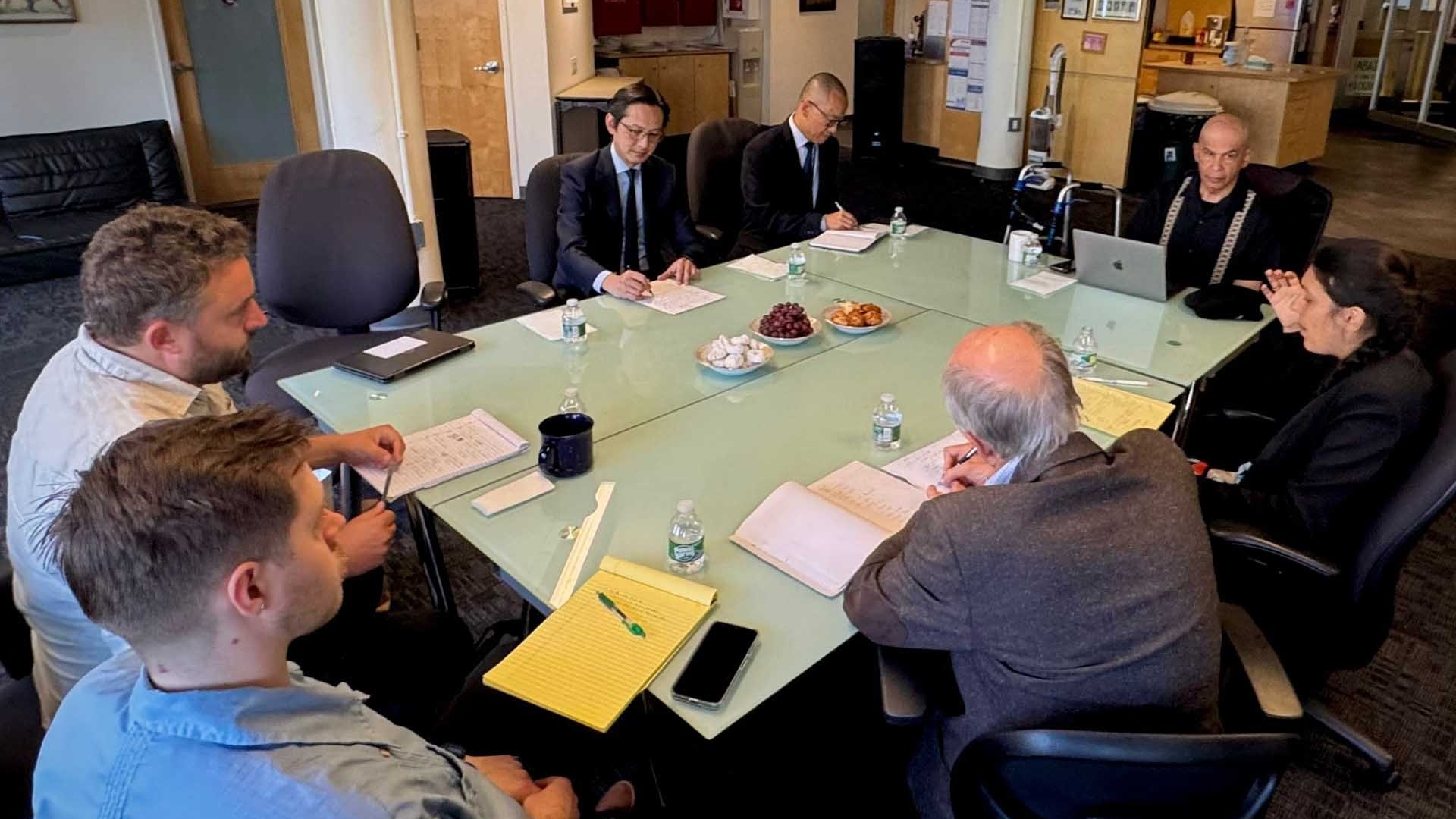 Đại sứ Đỗ Hùng Việt thăm và làm việc với Lãnh đạo Đảng Cộng sản Mỹ