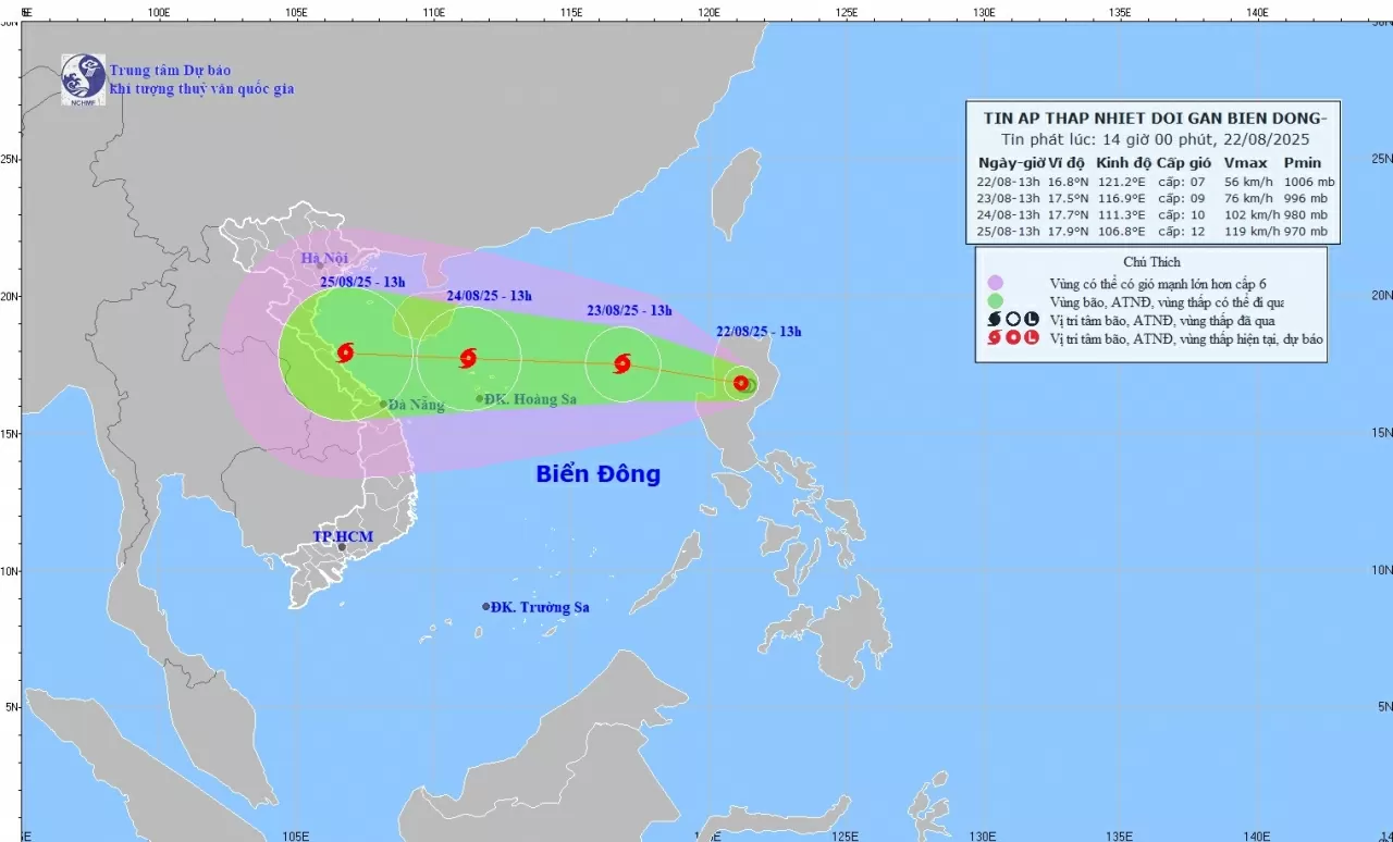 Dự báo diễn biến áp thấp nhiệt đới: Cường độ mạnh lên thành bão, trên vùng biển phía Bắc đặc khu Hoàng Sa, gió giật cấp 14