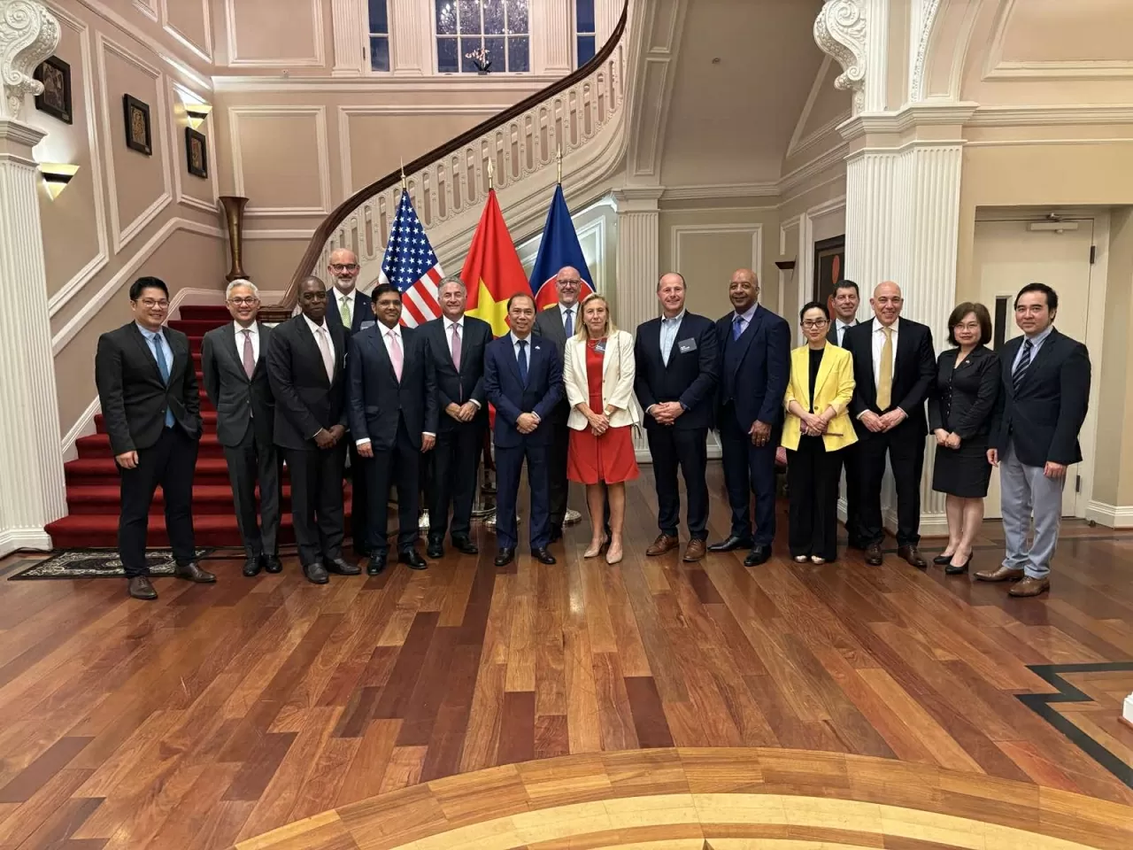 Việt Nam khẳng định vai trò, chia sẻ kinh nghiệm trong 'ngôi nhà' đa phương Liên hợp quốc; thúc đẩy hợp tác toàn diện với Hoa Kỳ Việt Nam khẳng định vai trò, chia sẻ kinh nghiệm trong 'ngôi nhà' đa phương Liên hợp quốc; thúc đẩy hợp tác toàn diện với Hoa Kỳ