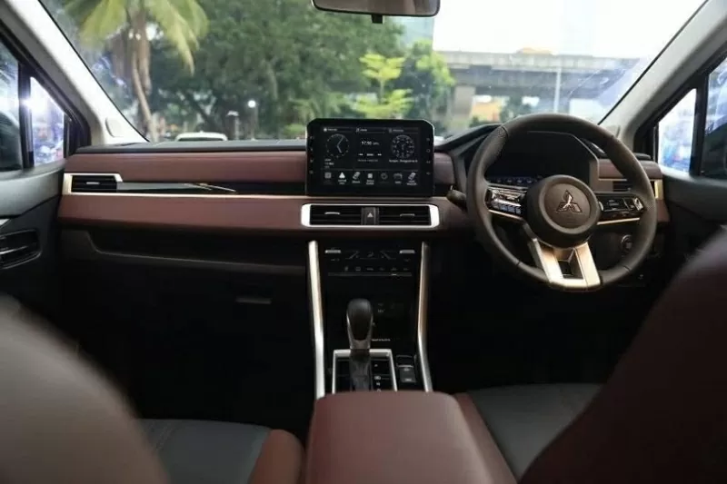 Không chỉ thay đổi ngoại hình, Mitsubishi Xpander 2025 còn được nâng cấp đáng kể về nội thất. Không chỉ thay đổi ngoại hình, Mitsubishi Xpander 2025 còn được nâng cấp đáng kể về nội thất.