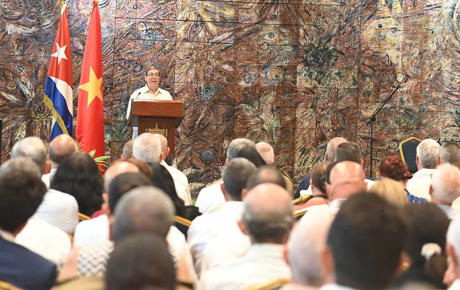 Lễ kỷ niệm 80 năm Cách mạng tháng Tám và Quốc khánh 2/9 tại Cuba: Biểu tượng sinh động của tình đoàn kết huyền thoại