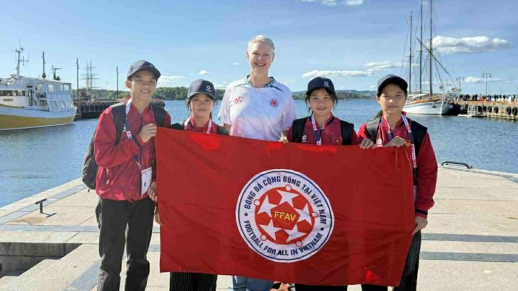 Các cầu thủ bóng đá Việt Nam lần đầu tham dự giải Homeless World Cup 2025