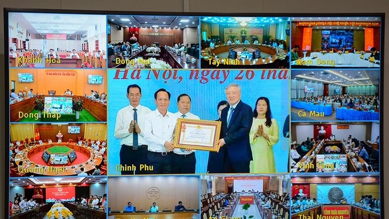 Cà Mau nhận Huân chương Lao động hạng Ba, ghi dấu kết quả trong chăm lo đời sống người dân