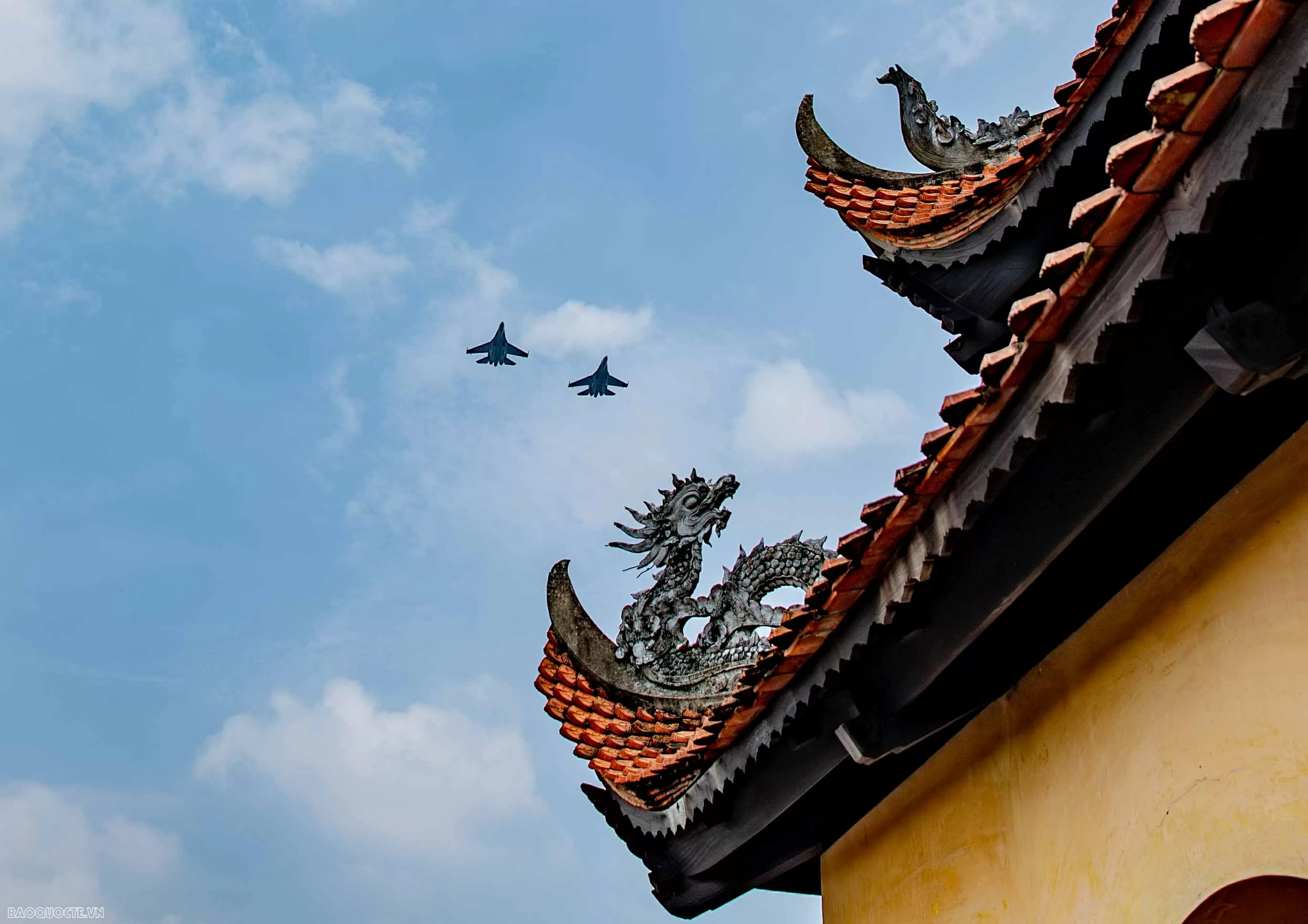 Tiêm kích, chiến đấu cơ nhào lộn giữa Ba Đình Tiêm kích, chiến đấu cơ nhào lộn giữa Ba Đình