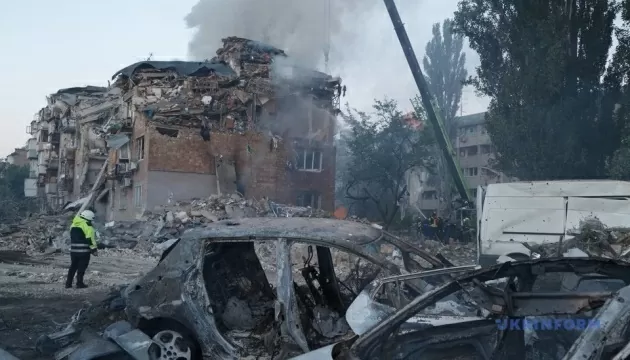 Tin thế giới 28/8: Nga tung trận thế lớn khiến Kiev một đêm mất ngủ; Mỹ tung đòn nặng vào Ấn Độ, Campuchia nói về vụ binh sĩ Thái Lan giẫm phải mìn