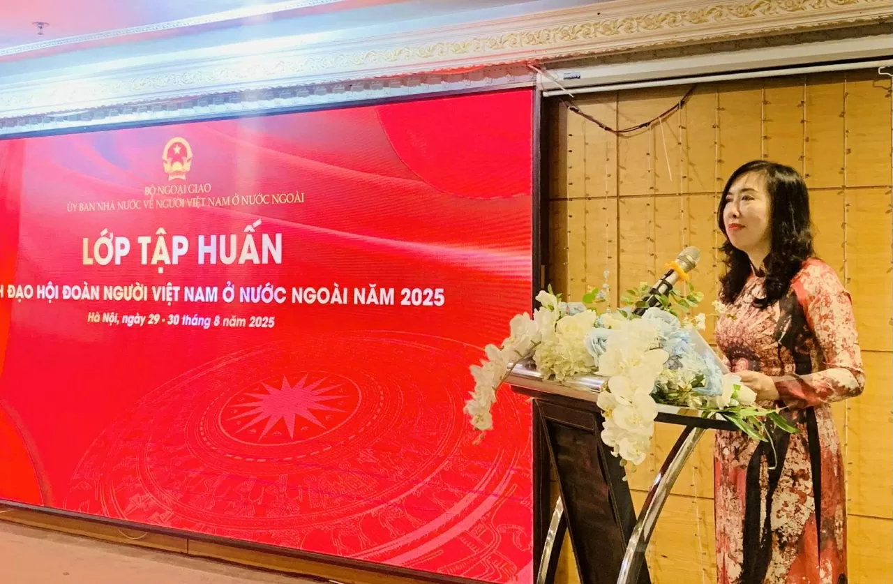 Trang bị kiến thức và kỹ năng cho lãnh đạo hội đoàn người Việt Nam ở nước ngoài Trang bị kiến thức và kỹ năng cho lãnh đạo hội đoàn người Việt Nam ở nước ngoài