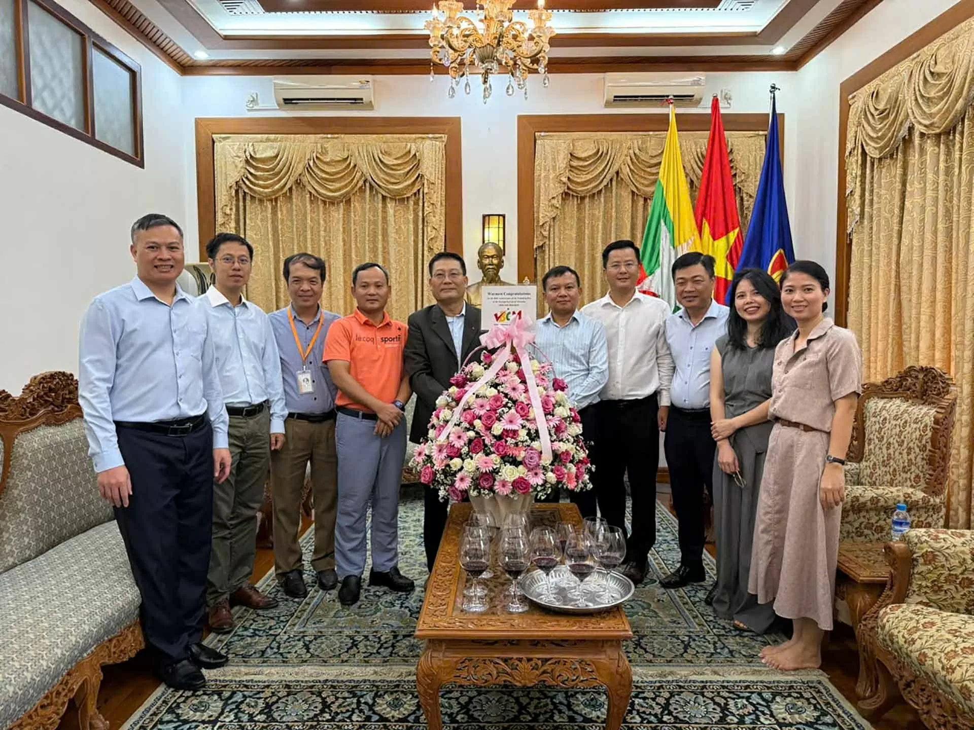 Đại sứ quán Lào tại Myanmar chúc mừng 80 năm Quốc khánh Việt Nam