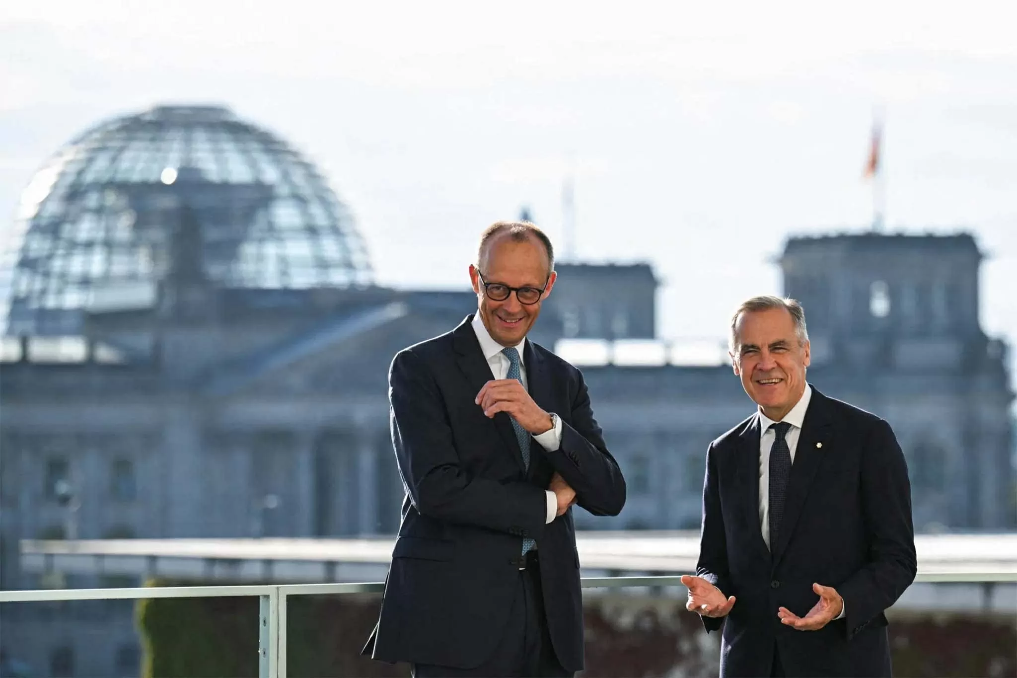 Mở cánh cửa châu Âu Mở cánh cửa châu Âu