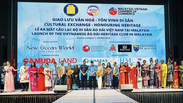 Ra mắt Câu lạc bộ Di sản áo dài Việt Nam tại Malaysia