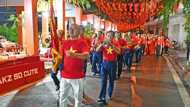 Trải nghiệm không gian 'Sắc đỏ Ba Đình' nhân kỷ niệm 80 năm Quốc khánh