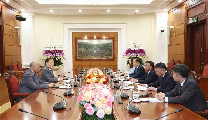 Thường trực Ban Bí thư Trần Cẩm Tú tiếp Ban Lãnh đạo Hội nghị quốc tế các đảng chính trị châu Á Thường trực Ban Bí thư Trần Cẩm Tú tiếp Ban Lãnh đạo Hội nghị quốc tế các đảng chính trị châu Á