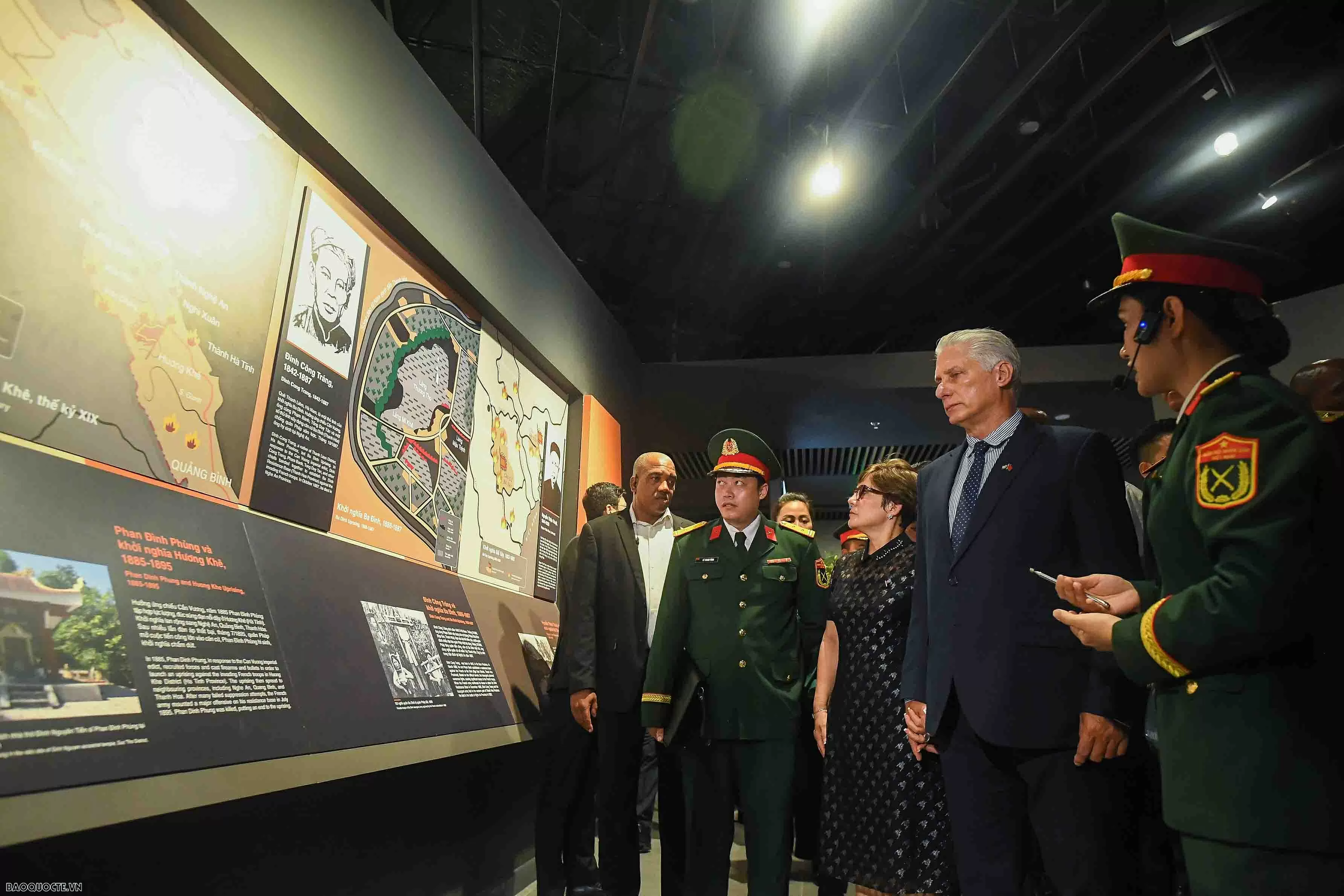 Tổng Bí thư, Chủ tịch nước Cuba thăm Bảo tàng Quân sự Việt Nam, dâng hoa Tượng Chiến sĩ quốc tế Cuba