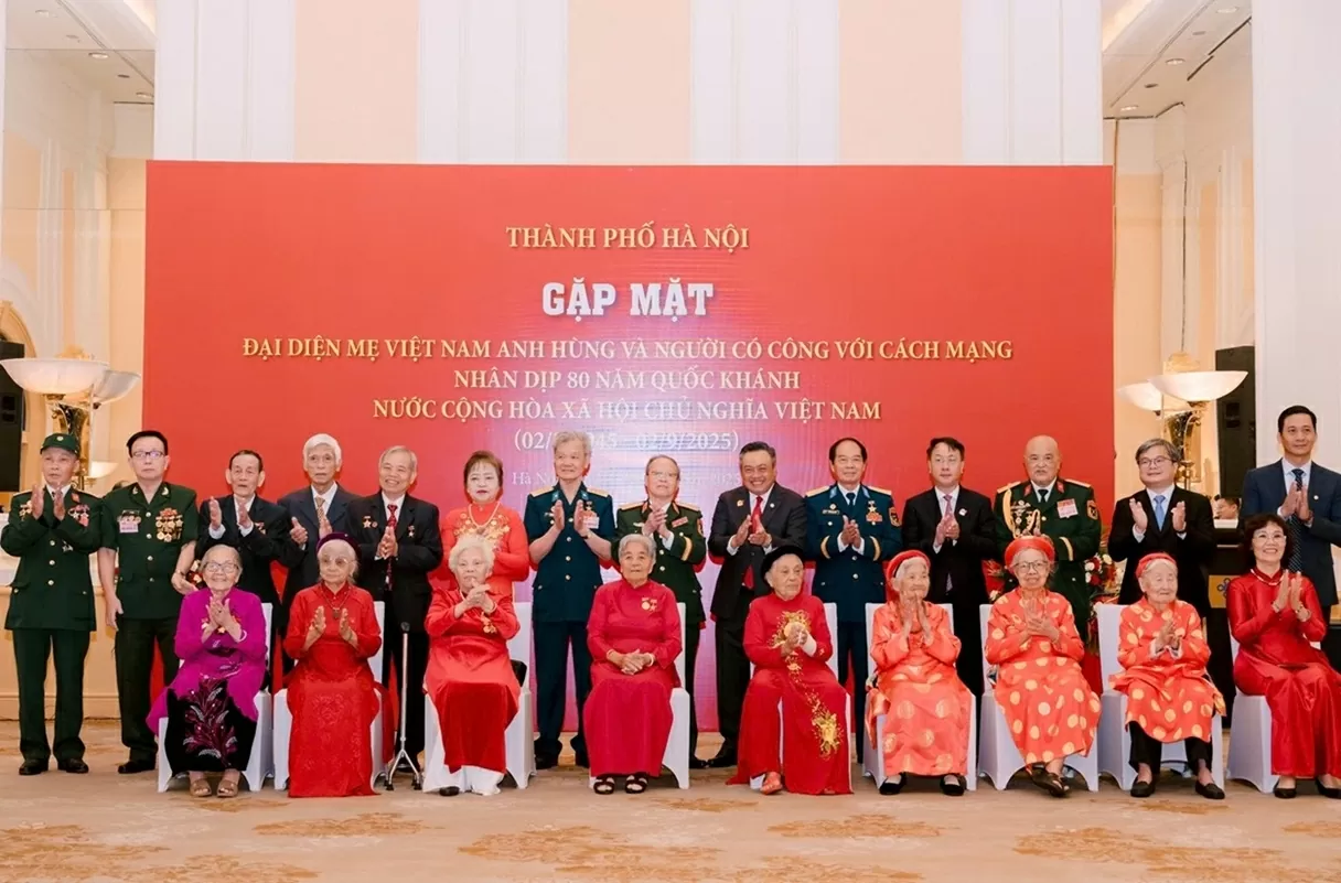 Hà Nội gặp mặt, tri ân Mẹ Việt Nam anh hùng, người có công với cách mạng Hà Nội gặp mặt, tri ân Mẹ Việt Nam anh hùng, người có công với cách mạng
