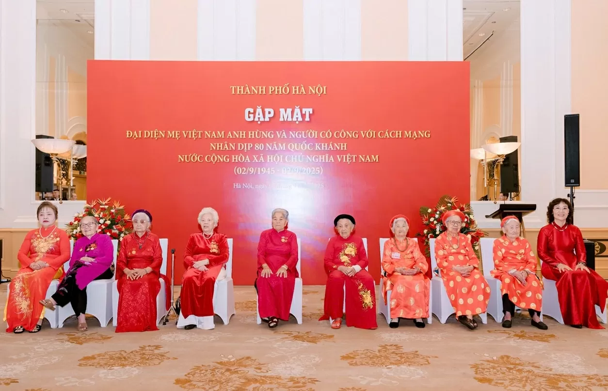Hà Nội gặp mặt, tri ân Mẹ Việt Nam anh hùng, người có công với cách mạng Hà Nội gặp mặt, tri ân Mẹ Việt Nam anh hùng, người có công với cách mạng