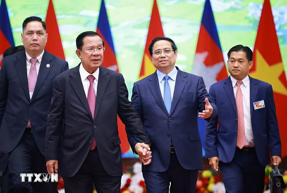 Thủ tướng Phạm Minh Chính hội kiến Chủ tịch Đảng Nhân dân Campuchia, Chủ tịch Thượng viện Campuchia Hun Sen. Ảnh: Dương Giang/TTXVN Thủ tướng Phạm Minh Chính hội kiến Chủ tịch Đảng Nhân dân Campuchia, Chủ tịch Thượng viện Campuchia Hun Sen. Ảnh: Dương Giang/TTXVN