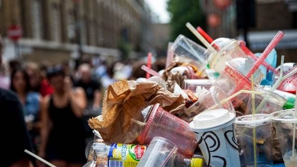 Australia siết chặt kiểm soát đồ nhựa dùng một lần cỡ nhỏ nhằm bảo vệ môi trường