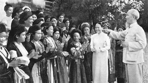 Giải phóng phụ nữ, hiện thực hóa nam nữ bình quyền: Dấu ấn đặc biệt của Cách mạng tháng Tám năm 1945