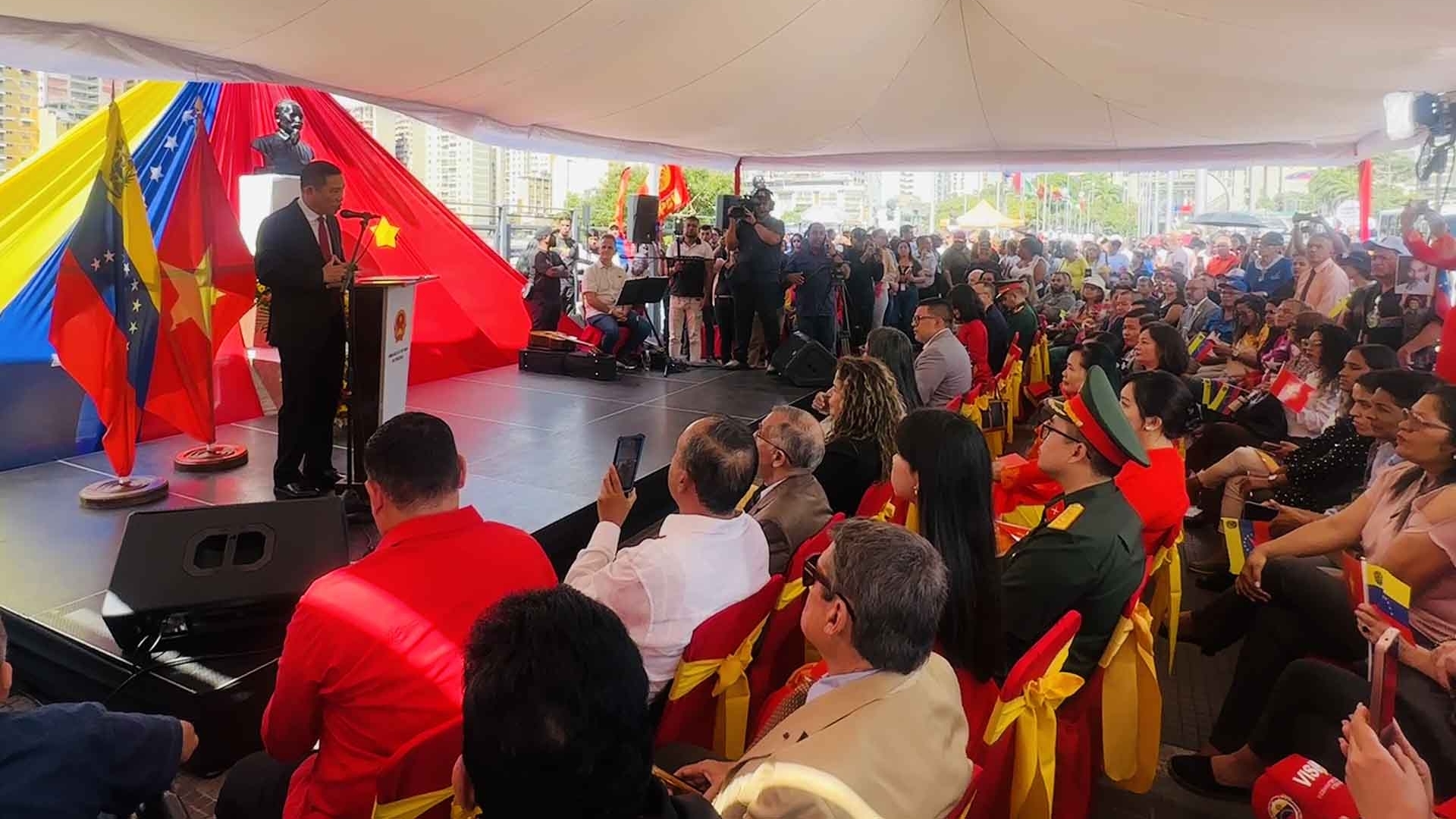 Venezuela tổ chức trọng thể Lễ kỷ niệm 80 năm Cách mạng tháng Tám và Quốc khánh Việt Nam