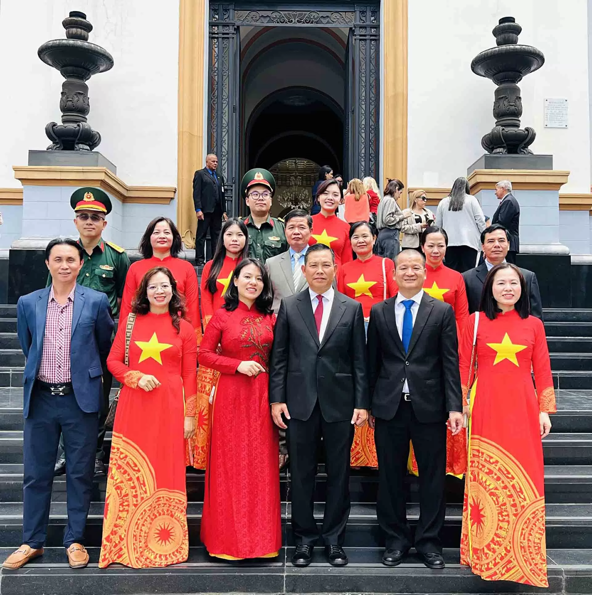 Venezuela tổ chức trọng thể Lễ kỷ niệm 80 năm Cách mạng tháng Tám và Quốc khánh Việt Nam Venezuela tổ chức trọng thể Lễ kỷ niệm 80 năm Cách mạng tháng Tám và Quốc khánh Việt Nam