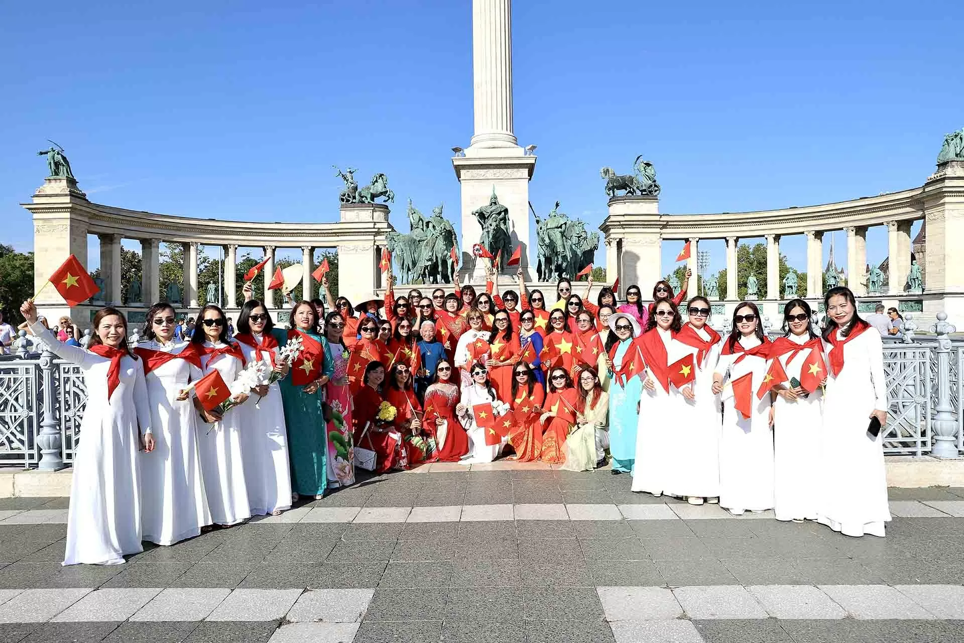 Kỷ niệm 80 năm Quốc khánh 2/9 tại Budapest: Khẳng định vị thế quốc gia,   vun đắp tình hữu nghị và quan hệ Đối tác toàn diện Việt Nam Hungary