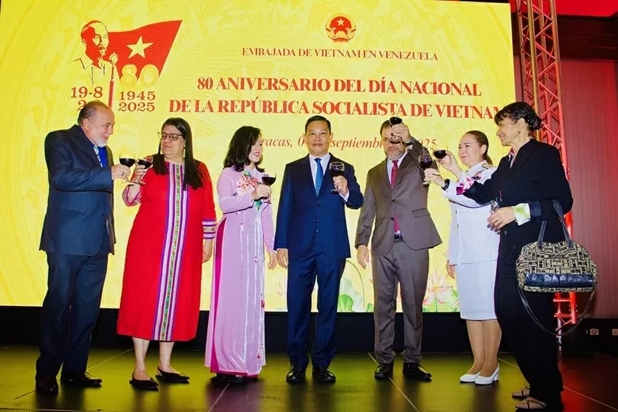 Kỷ niệm 80 năm Cách mạng tháng Tám và Quốc khánh 2/9 tại Venezuela Chiêu đãi trọng thể nhân kỷ niệm 80 năm Quốc khánh 2/9 tại Venezuela