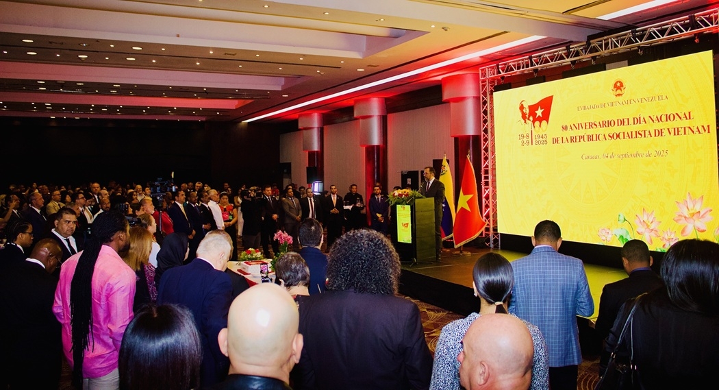Kỷ niệm 80 năm Cách mạng tháng Tám và Quốc khánh 2/9 tại Venezuela