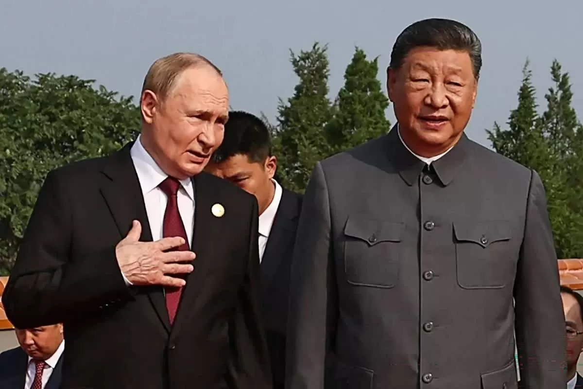 Tổng thống Nga Vladimir Putin và Chủ tịch Trung Quốc Tập Cận Bình. (Nguồn: SCMP) Tổng thống Nga Vladimir Putin và Chủ tịch Trung Quốc Tập Cận Bình. (Nguồn: SCMP)
