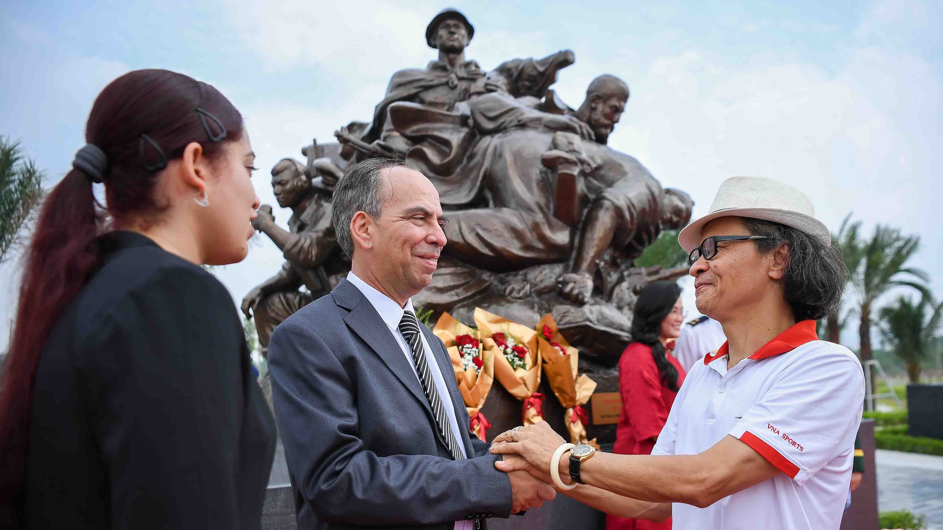 Việt Nam-Cuba: Từ tri ân đến tình đoàn kết nghìn năm bền vững