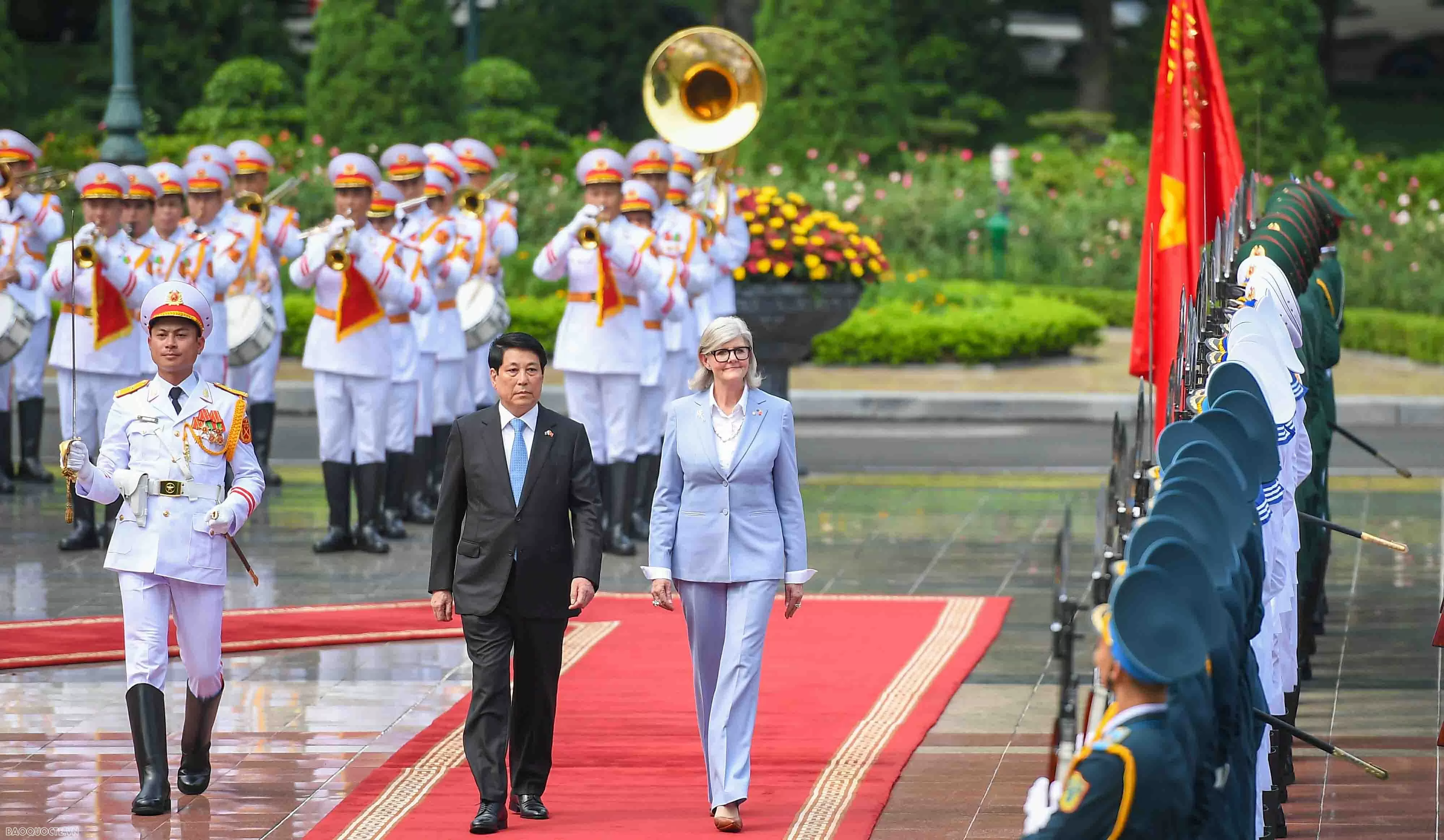 Chủ tịch nước Lương Cường và Phu nhân chủ trì lễ đón chính thức Toàn quyền Australia và Phu quân