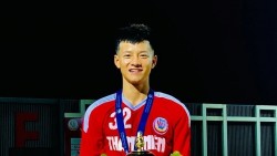 Tiền đạo Thanh Nhàn và những thành tích xuất sắc trong làng bóng đá trẻ Việt Nam