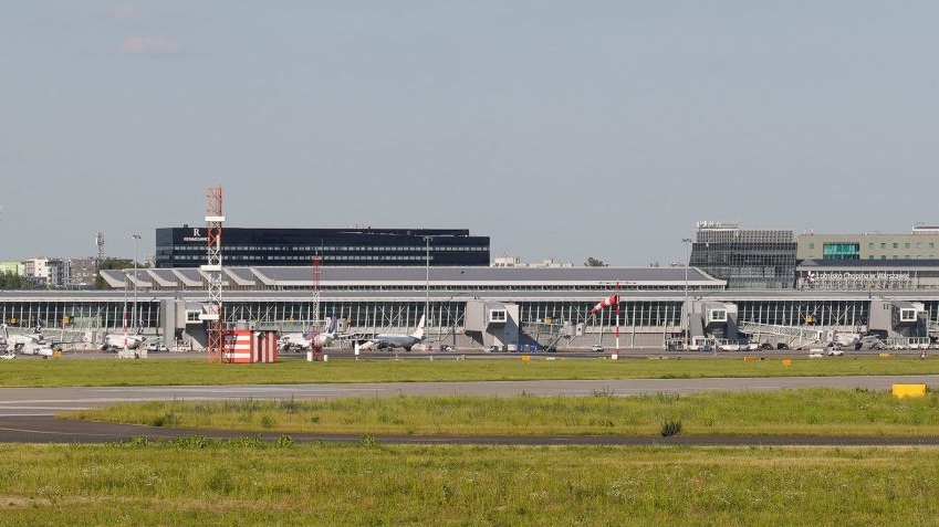 Xuất hiện tin UAV Nga xâm nhập không phận, Ba Lan khẩn cấp đóng cửa sân bay, cùng NATO kích hoạt quy trình ứng phó